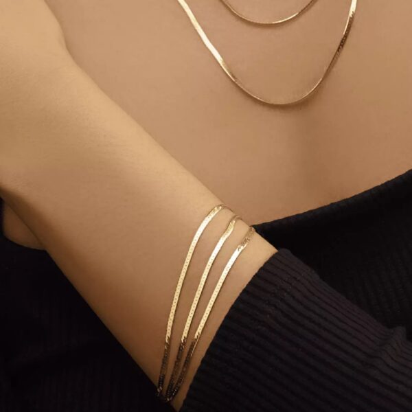 14k Yellow Gold Three Strand Herringbone Chain Bracelet (1.80 mm) - Image 3