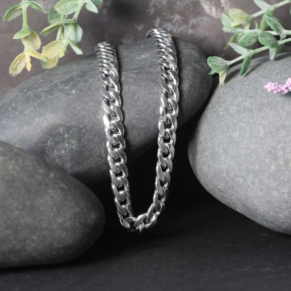 14K White Gold Miami Cuban Semi Solid Chain (7.00 mm) - Image 2